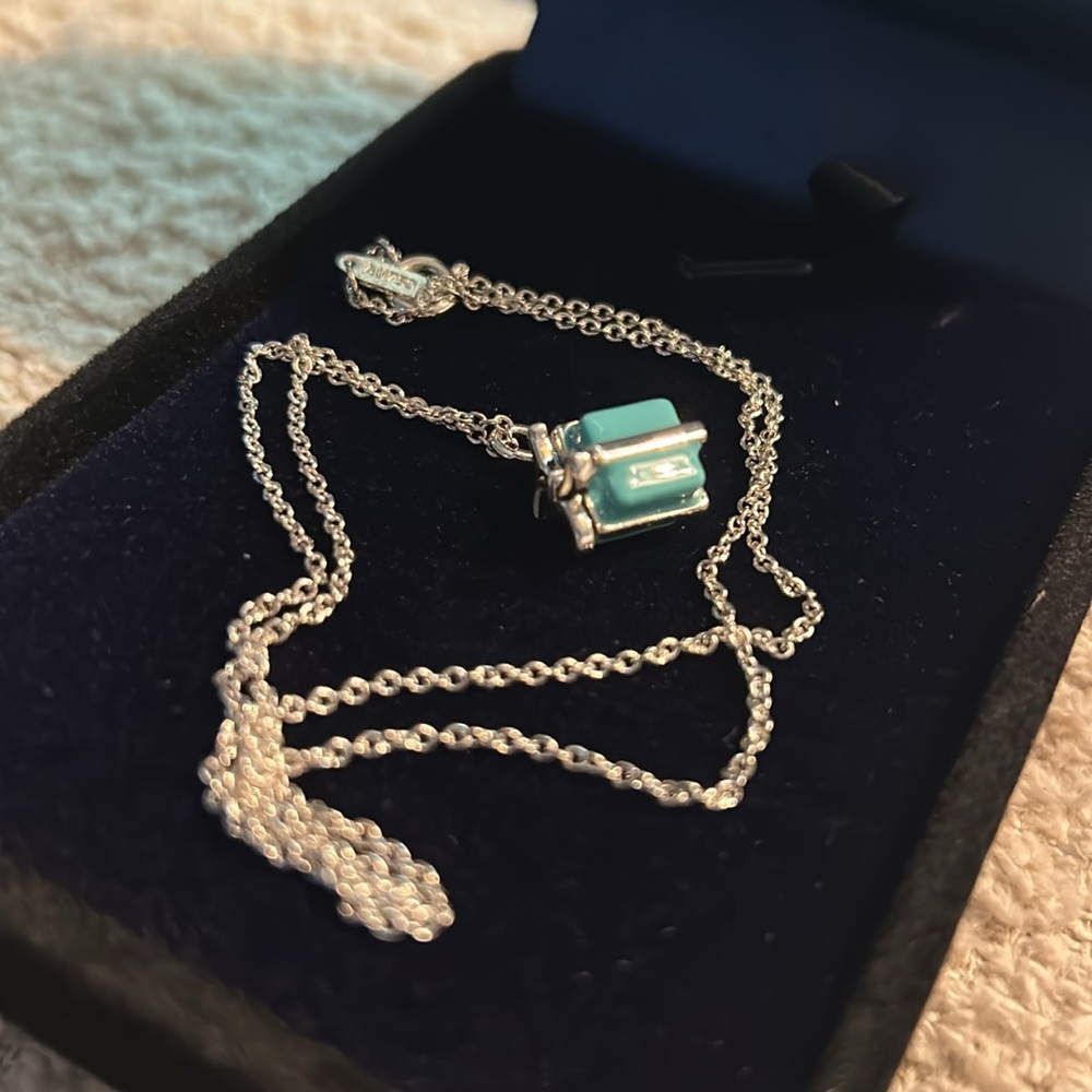 Tiffany White 18k Gold Vintage Necklace🥳🥳❌❌ - Picture 4 of 5